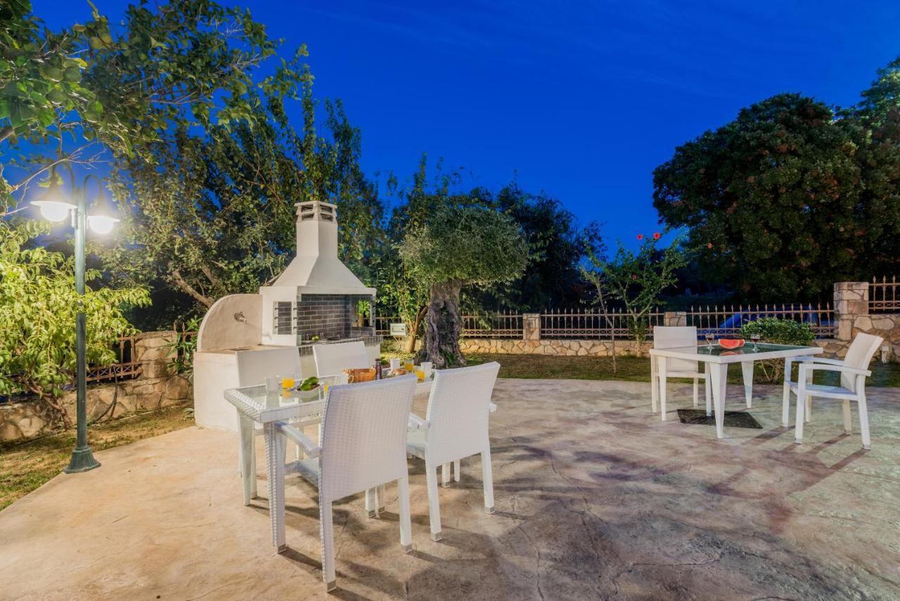 Asante Group Holiday Homes Planos Exterior foto